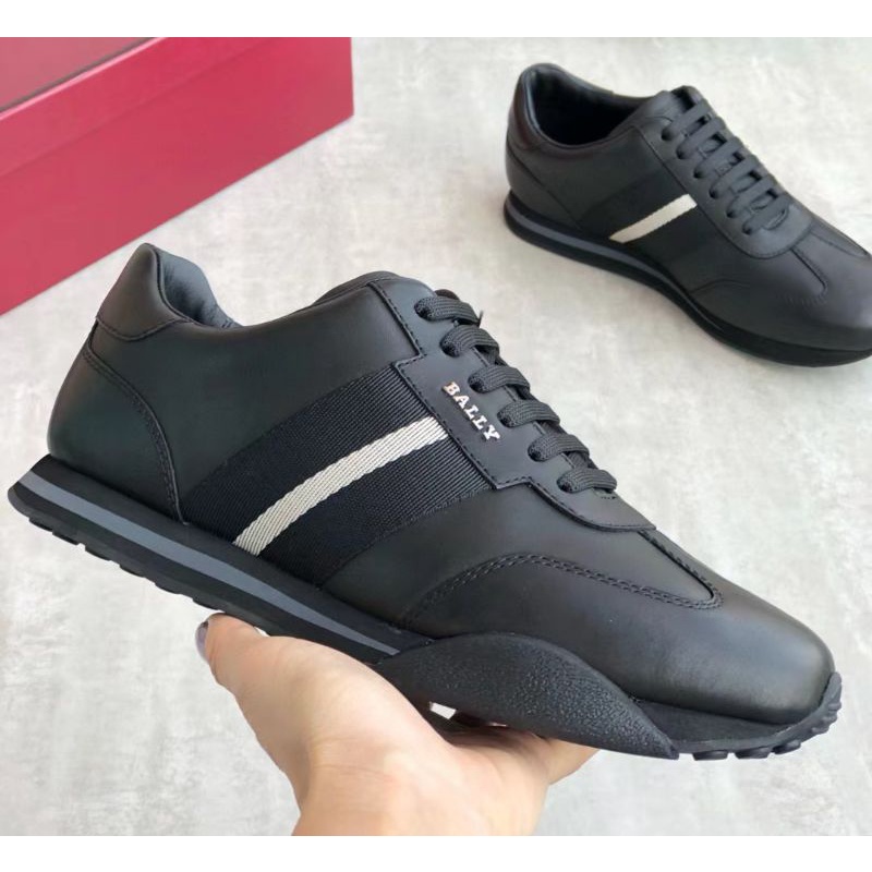 sepatu hitam kulit cowok sneaker bly pria terbaru p1shoes new model men shoes run away strip