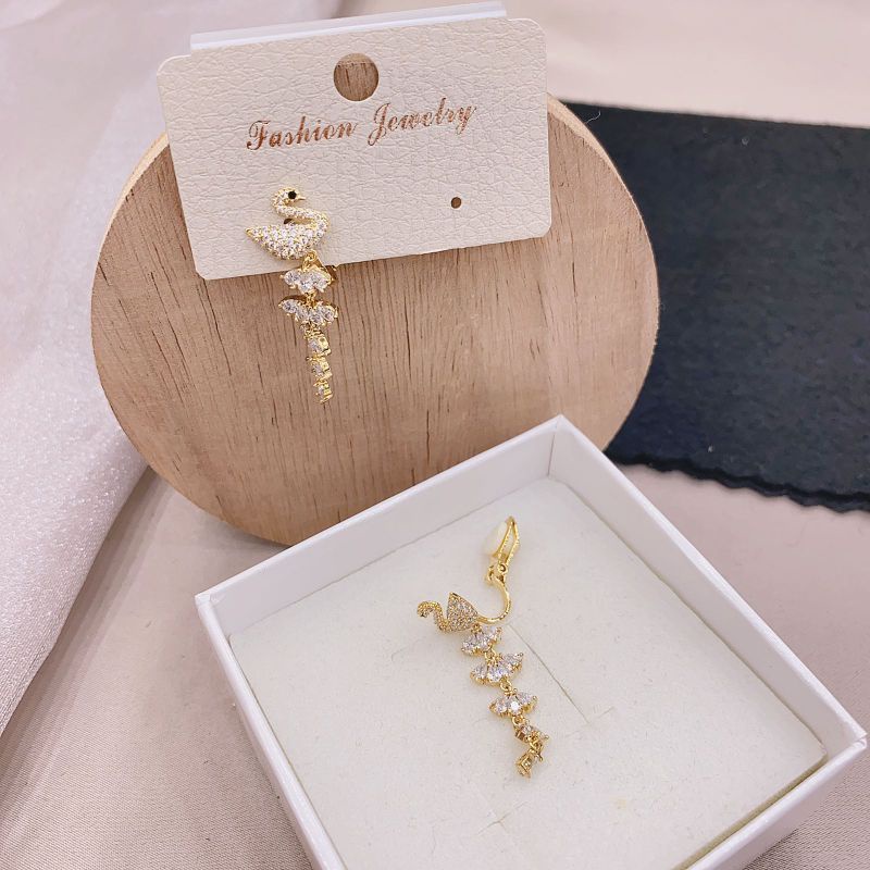 Anting Silver925 perak mata kilau Starling Silver Zircone model jepit Premium Quality Mata Kilau Anti Karat Anti Alergi Earring Fashion Import Branded Band A1