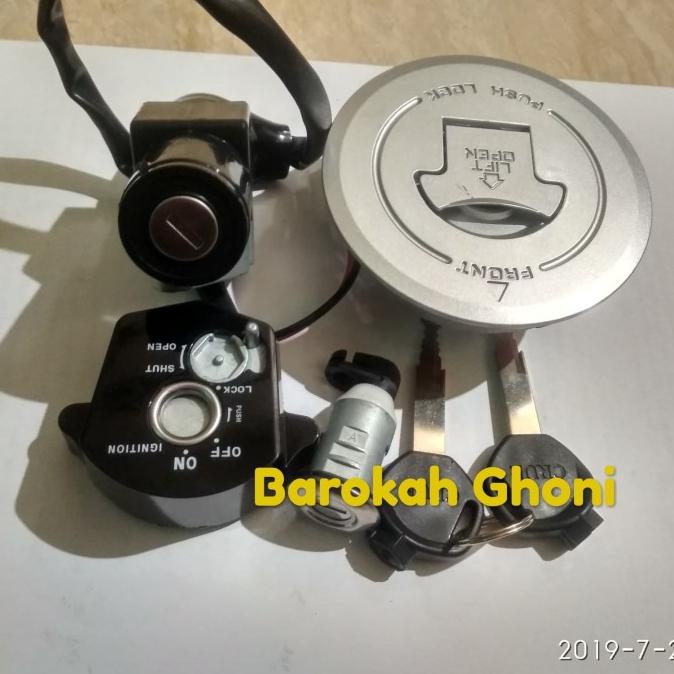 Kunci Kontak Set Cbr 150 K45 Non LED CBR 150 2014 Lengkap Tutup Tangki