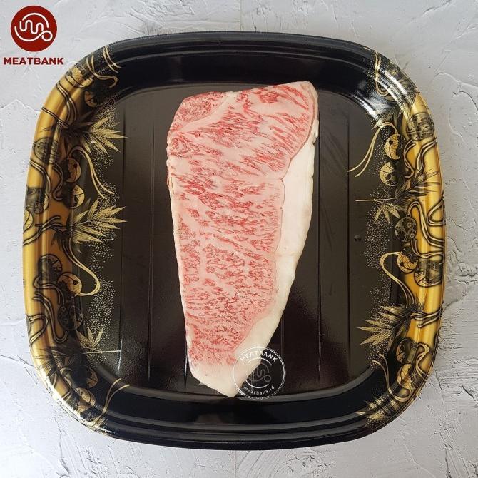 

Meatbank Kobe Sirloin A5 Wagyu Japan Beef Striploin Daging Sapi Steak Tumblrungu