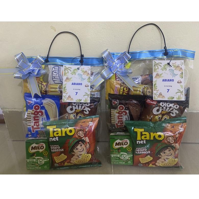 

Ready Stok PAKET BINGKISAN SNACK ULTAH ULANG TAHUN ANAK PREMIUM MURAH (Milo)