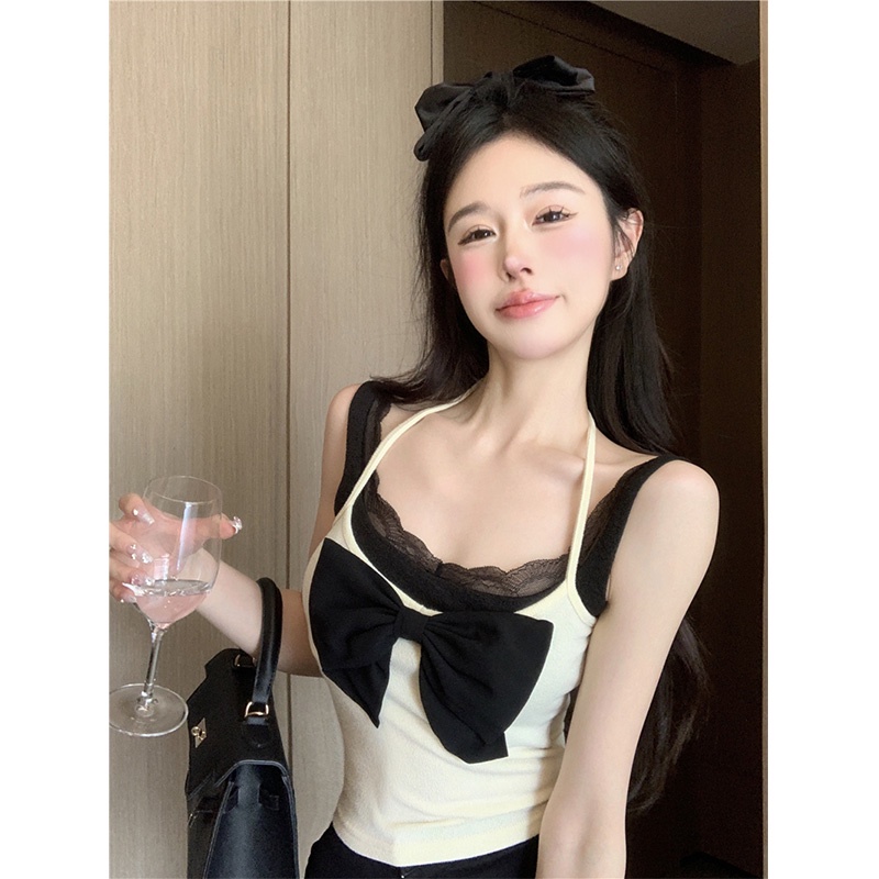 ✢cropped top hot gadis musim panas pakaian luar slim fit kamisol dalam palsu dua potong renda halter leher niche bottoming pendek top wanita #COD