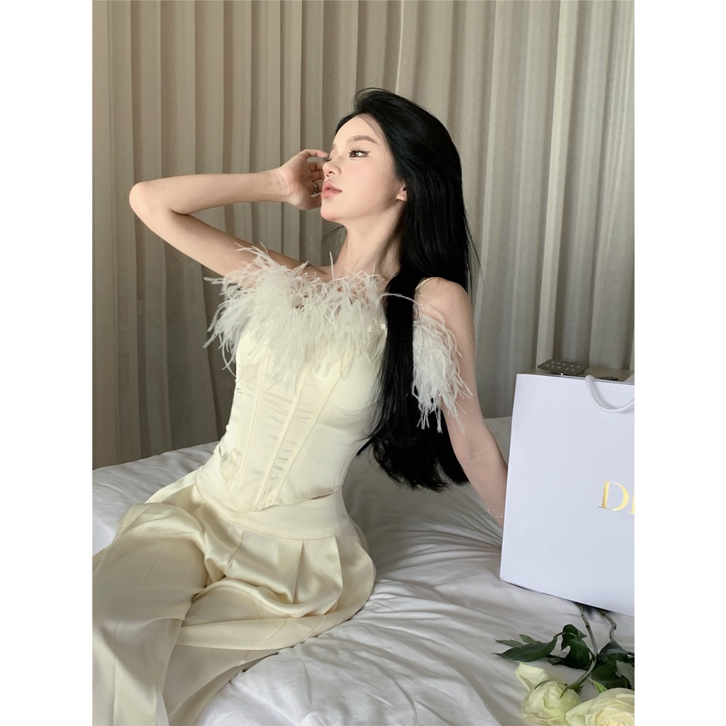 ☌✢⊕Dipotong Top Fashion Suit Wanita Bulu Suspender Top Pendek Satin Lebar Kaki Celana Ramping Kasual Celana Musim Panas Wanita Baru versi Korea #COD