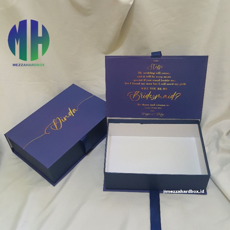 

Hardbox Custom Cover full color 23 x 15 x 7
