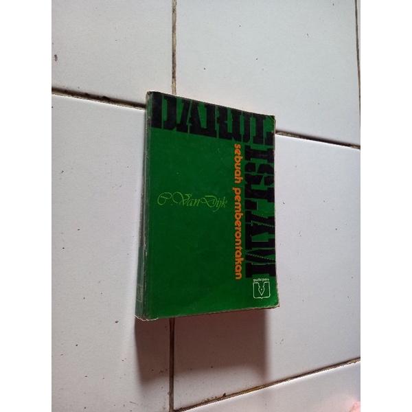 Darul islam sebuah pemberontakan - C.Van Dijk