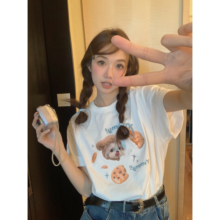 ✾Suhao Kaos Import Wanita Kaos Wanita Gaya Korea Lengan Pendek Kaos Pendek Perempuan Putih Lengan Pendek Puppy Cetak American Style longgar Wanita T-shirt Wanita Musim Panas Desain Niche Bahu Depan Tipis Bahan Katun