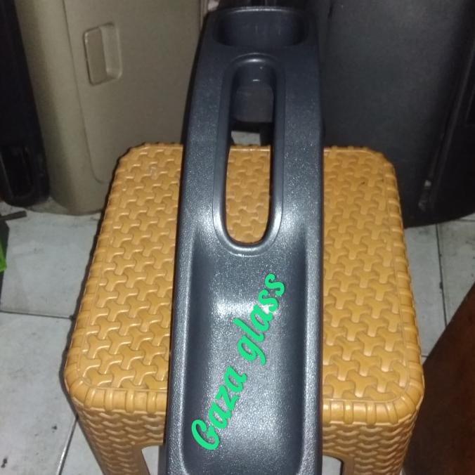 Console Box Agya Ayla