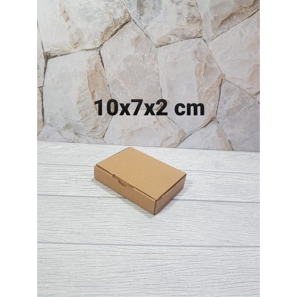 

Kardus Box 10x7x2 cm Kotak Karton Die Cut