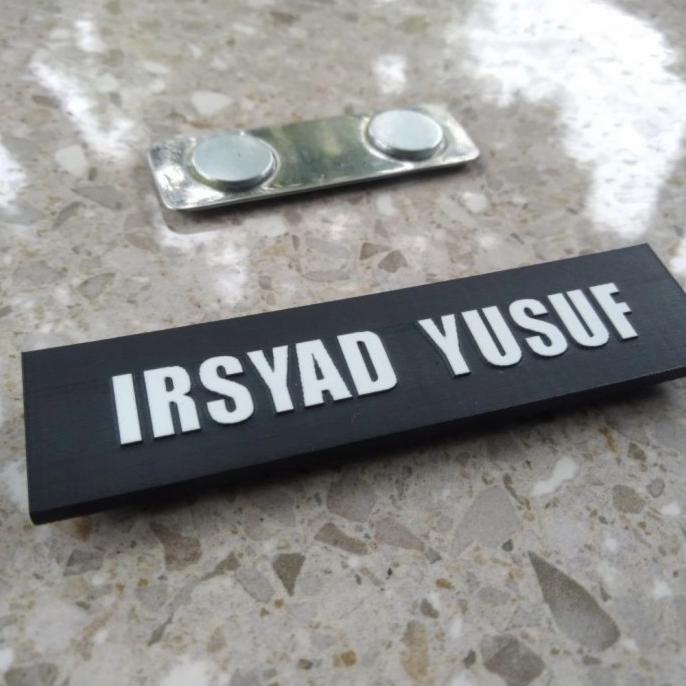 

name tag / nama dada / papan nama / nama timbul hen