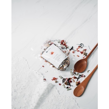 

Discount ✔️⭐ that queen (royal Orange pekoe, rose, peach blossom, osmanthus, lemon grass)