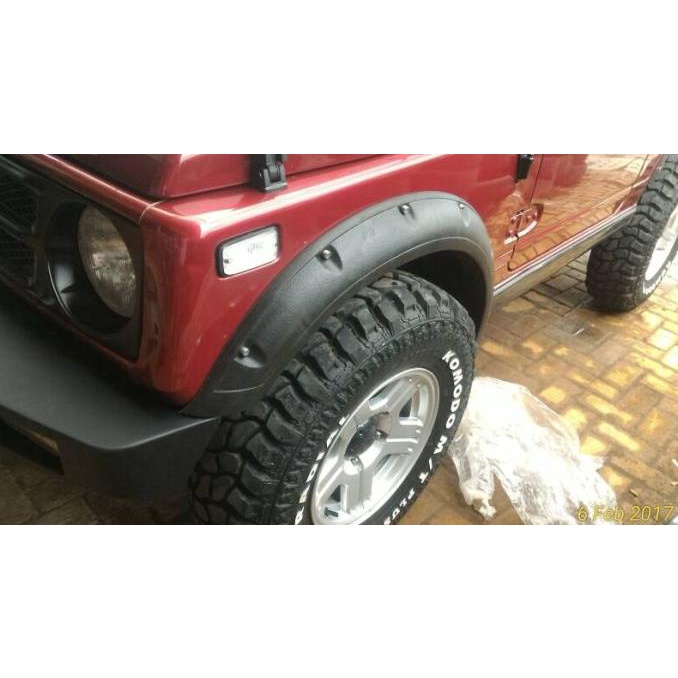 Over Fender Bulat Karet Jimny Katana