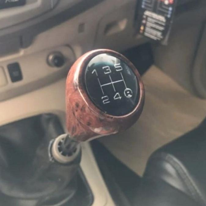 NEW  Gear Knob Handle Perseneling Mobil Terrano Nissan Carbon Wood