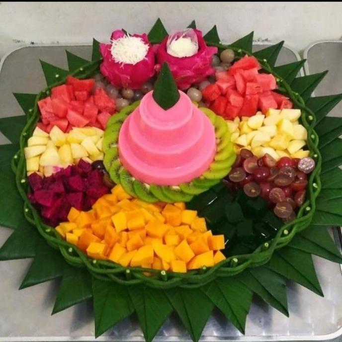 

Tumpeng Puding Buah Segar Porsi bervariasi