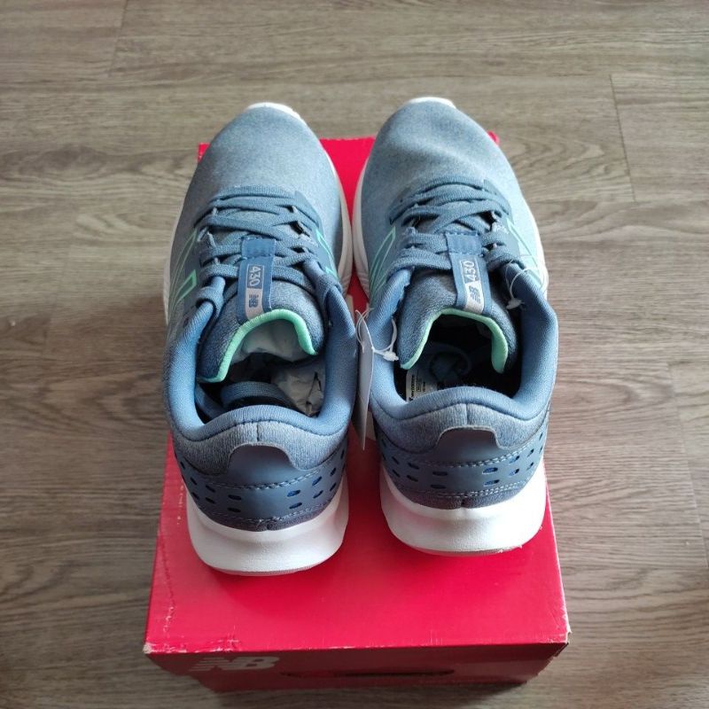 sepatu new balance WE430CA2