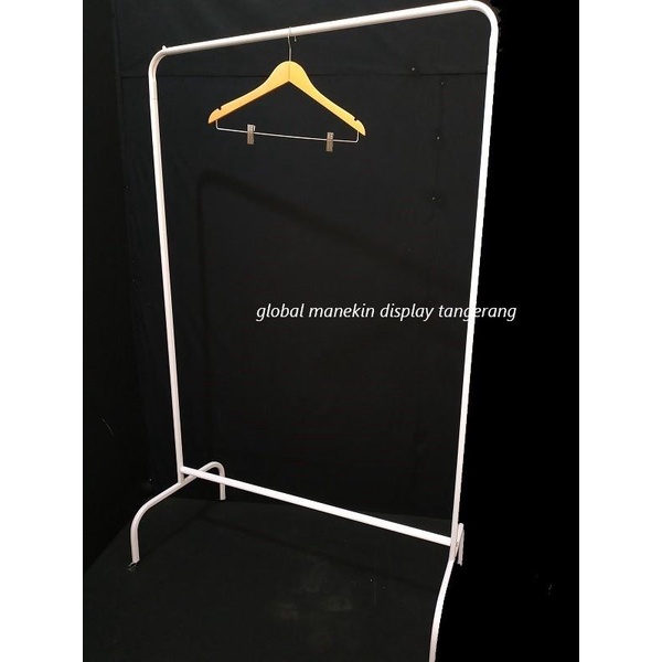 Gantungan Gawang Baju Besi