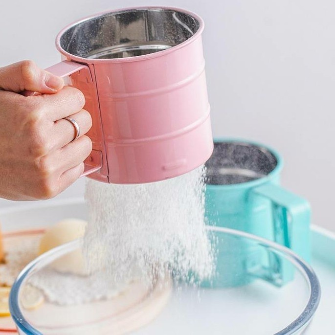 

Color Stainless Flour Sifter / Saringan Ayakan Tepung