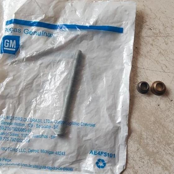 Bushing Dan Pen Engsel Pintu Blazer 1 Set