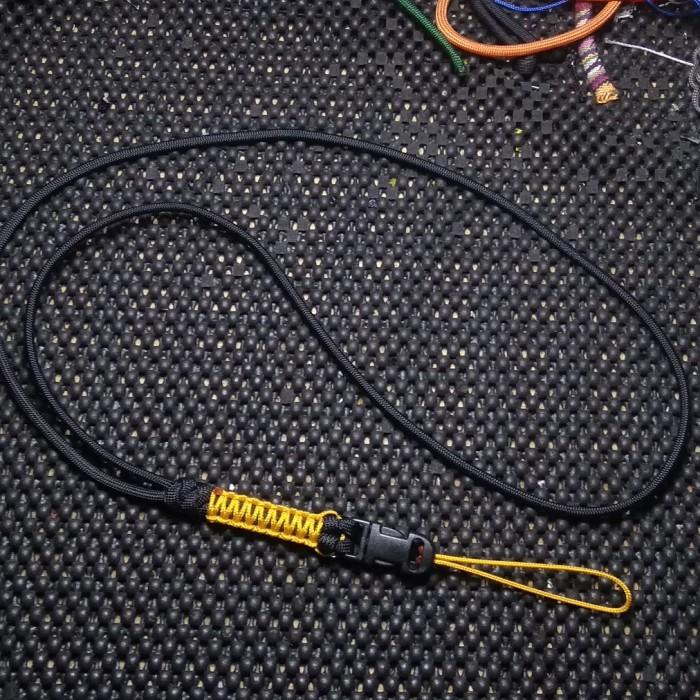 

Terlaris Landyard Paracord | Idcard | Vape Pods Black Yellow
