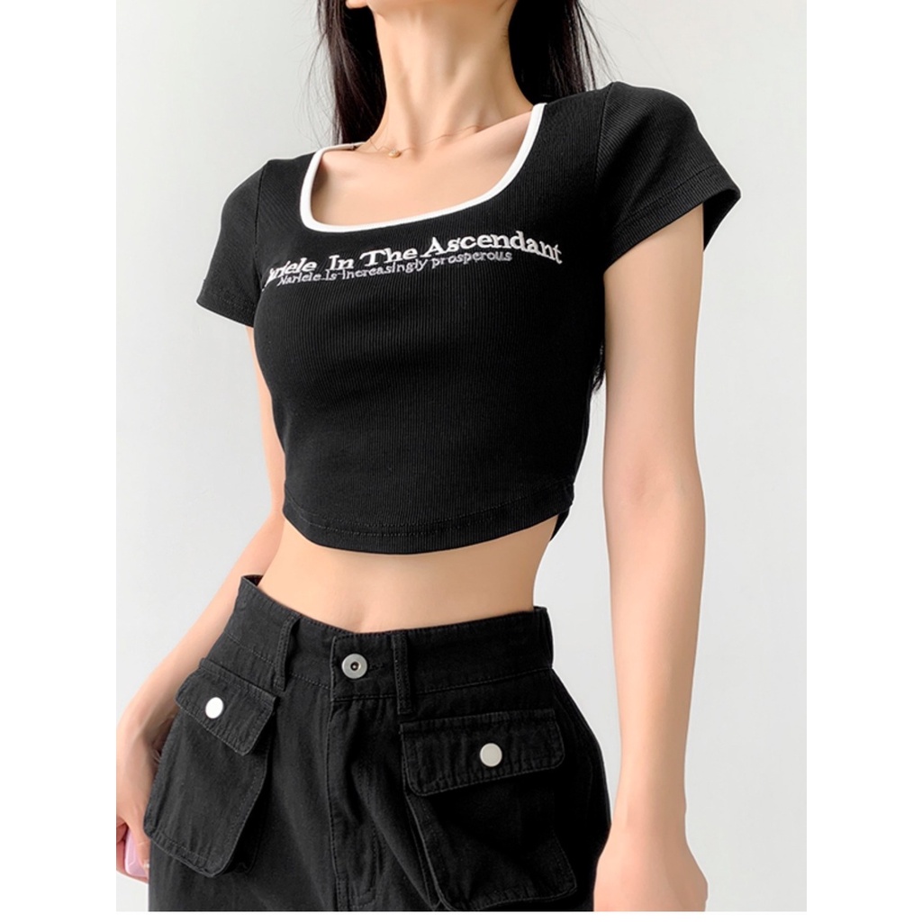 Red Eropa dan Amerika Gaya Manis dan Keren Gadis Panas Huruf Bordir Kerah Persegi Lengan Pendek T-shirt Wanita Slim dan Tipis pendek Pinggang Tinggi Crop Top