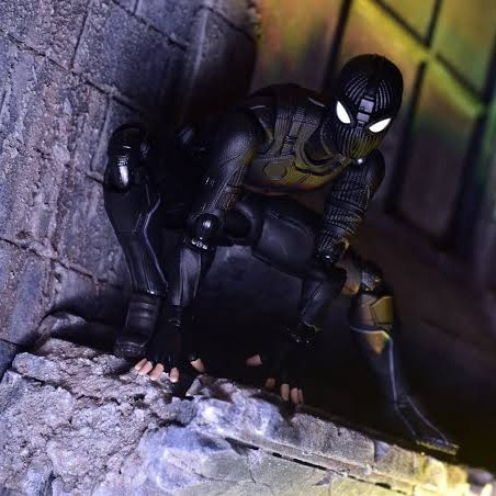 Terlaris Shf Spider-Man Spiderman Stealth Black Monkey Far From Home Figure