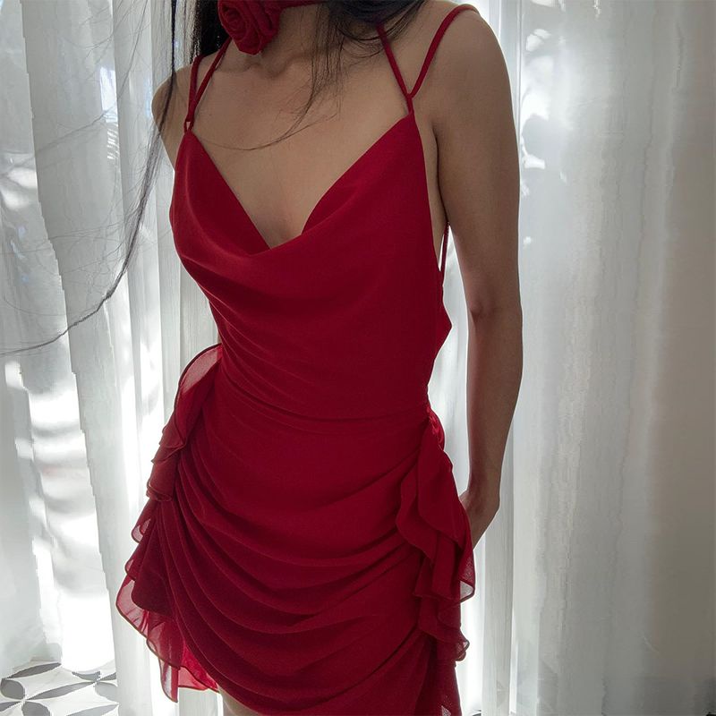 Red Xeemilo sweet and spicy backless swing collar suspender dress summer female high-end slim-fit bag hip skirt niche skirt