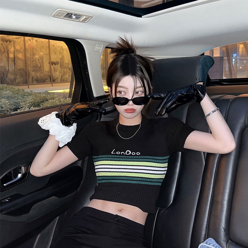 Red American retro hitam bergaris lengan pendek bahu T-shirt wanita musim panas hot gadis rasa ceruk pendek ketat atas