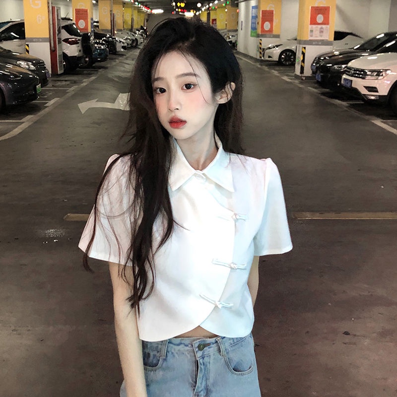 Red Gaya Cina Gesper Lengan Pendek Kemeja Wanita Musim Semi 2022 Baru Pendek Rasa Desain Niche High-End Longgar top