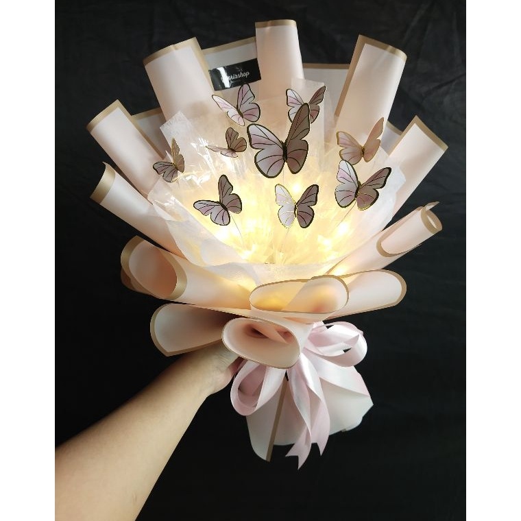

Hot Sale.. (READY STOK) Buket Kupu-kupu LED/ Hadiah Valentine/ Hadiah Unik/ Hadiah Viral/ Hadiah Wisuda 59