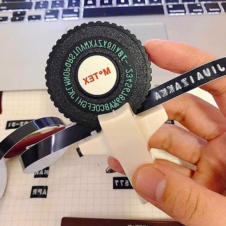 

COD MOTEX DYMO EMBOSSING LABEL MAKER PRINTER LABEL DIY MANUAL TYPEWRITER TAPE CAPITAL MESIN PEMBUAT