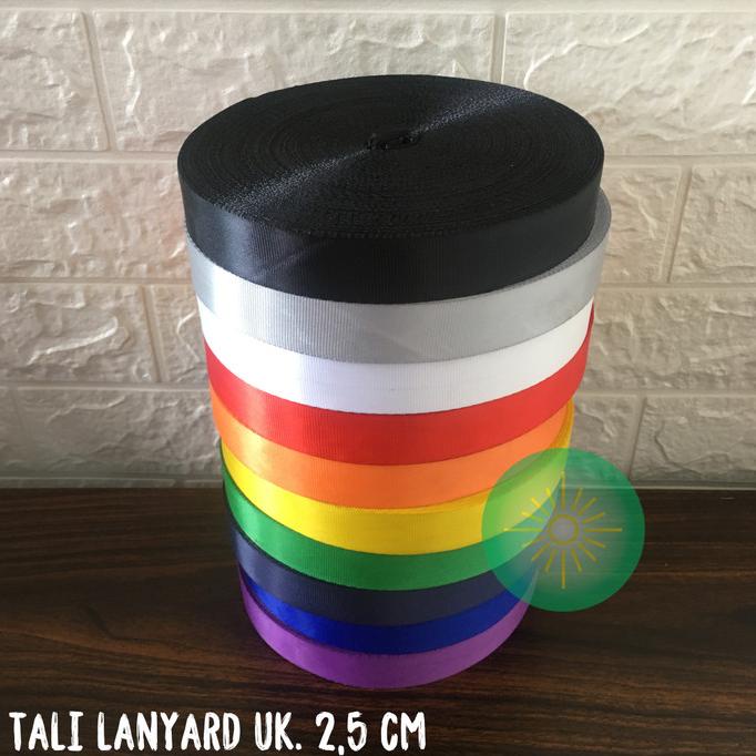 

Tali Lanyard 2.5 Cm Nylon MERAH / Tali Id Card / Tali ID ROLL 2.5 Cm