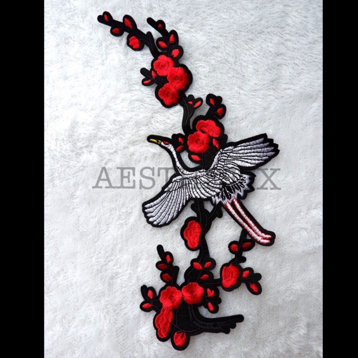 Terlaris Sakura Phoenix Bird Iron Patch Bordir Renda Aplikasi Burung Bunga Plum
