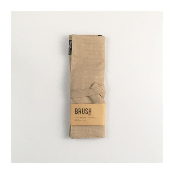 

HELLO SUNDAY Brush Series Roll Case - Khaki Brown