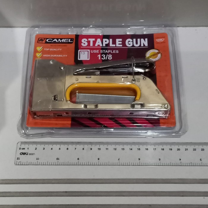 

staples tembak / staple gun
