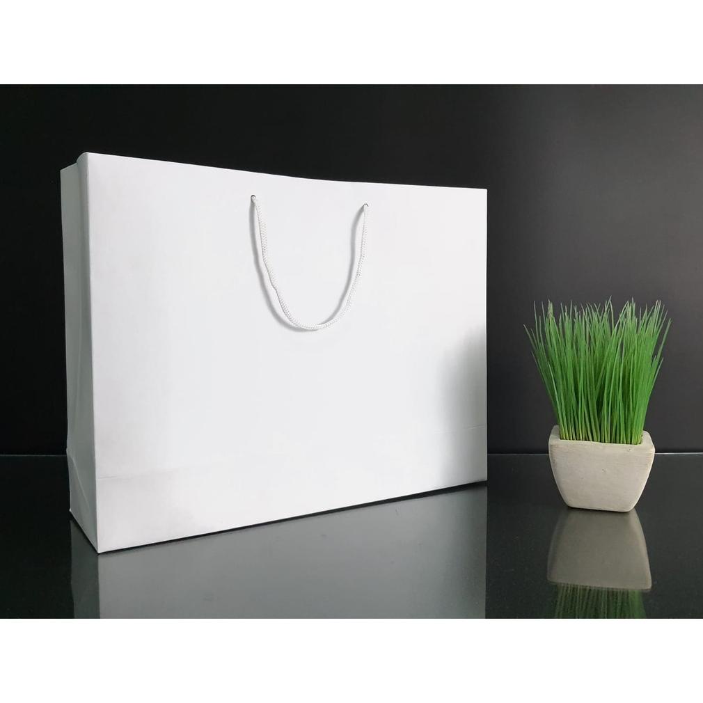 

Termurah Paperbag White Doff Uk. 40 X 30 X 12 Cm