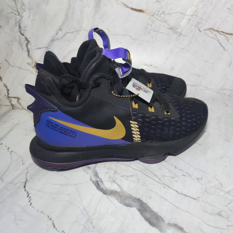 NIKE LEBRON WITNESS 5 LAKERS SIZE 43 INSOLE 27.5CM 100% Authentic