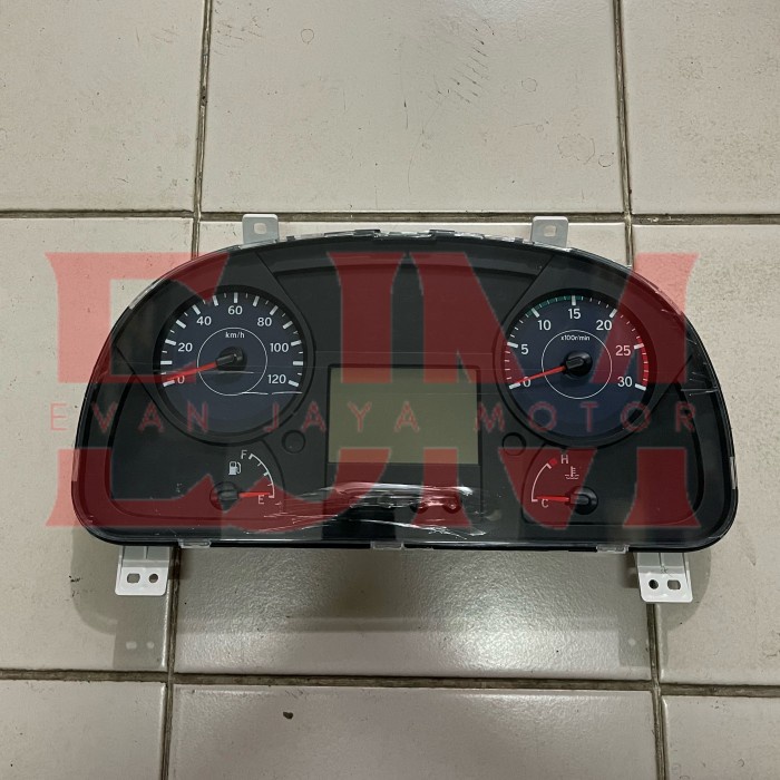 INSTRUMENT CLUSTER / SPEEDOMETER UD NISSAN QUESTER CWE280 5223020737
