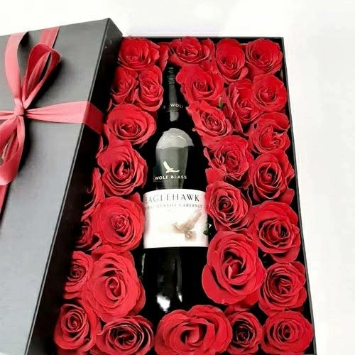 

Terlaris Kado Anniversary/Hamper Natal Mewah/Kado Unik/Hampers Wine/Flower Box