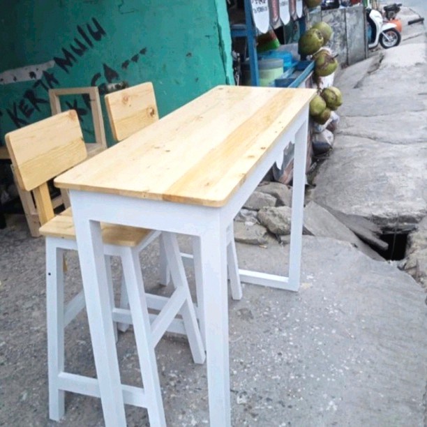 

Kayu Jatibelanda Ambalan Papan Kayu Jati Belanda 30X100Cm Tebal 2Cm