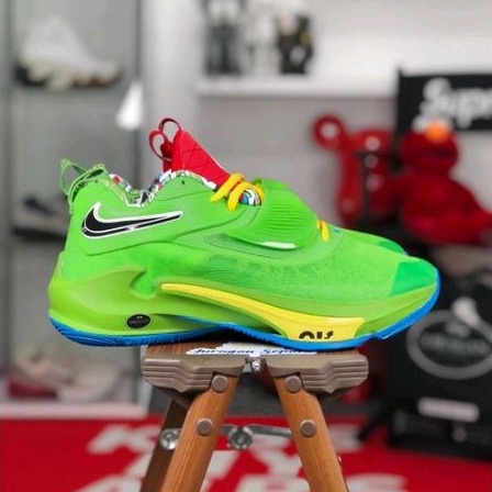 Nike Zoom Freak 3 NRG x UNO &quot;Green&quot;