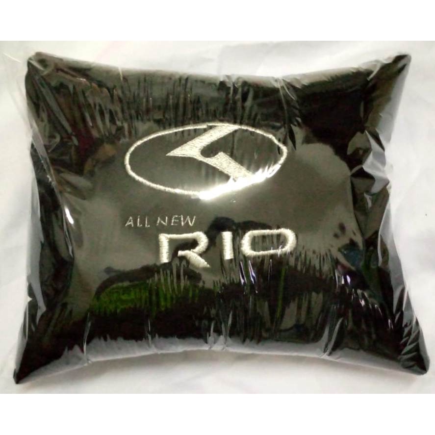 Aksesoris variasi bantal mobil sandaran punggung alas jok KIA All New Rio