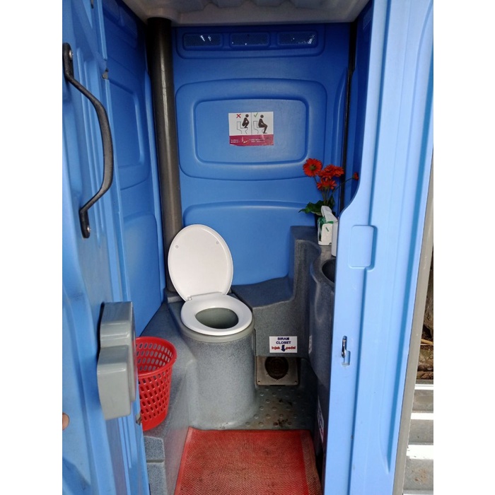 DISKON SPESIAL SEWA TOILET PORTABLE VVIP MURAH DAN NYAMAN TERLARIS
