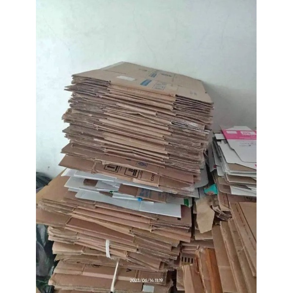 

Kardus | Kardus tambahan packing agar tidak remuk atau pecah