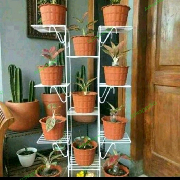 FLASH SALE RAK TANAMAN BUNGA DARI BESI SUSUN 12 HOT SALE TERLARIS