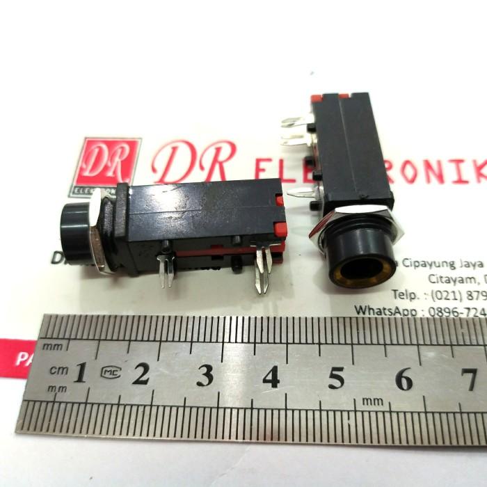 Soket Socket MIC Akai plastik stereo female cewek