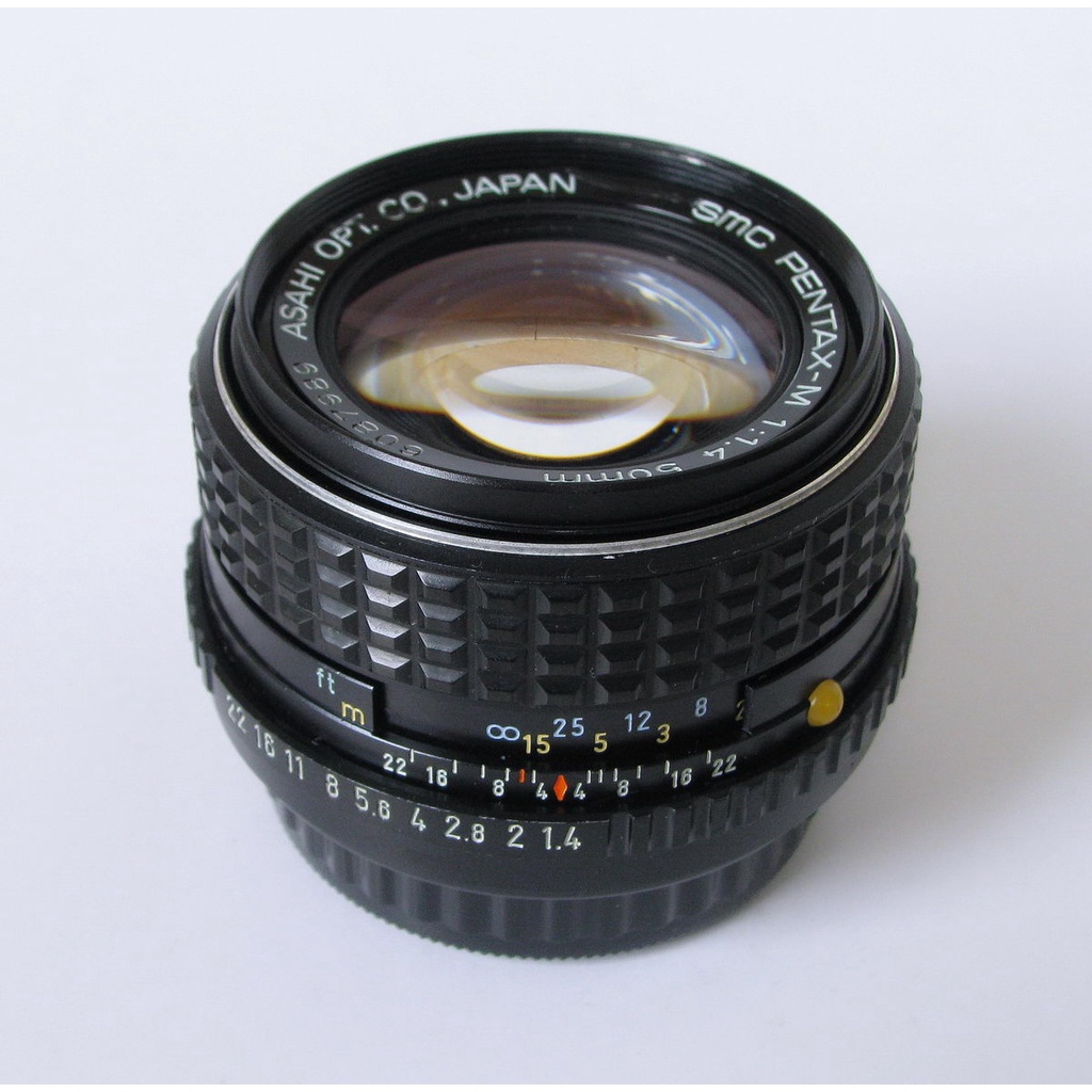 Pentax-M 50mm F1.4 SMC No6087989 - Tajam Bokeh - Lensa Manual