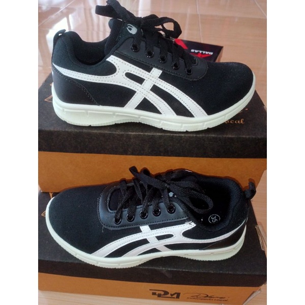 Sepatu Sekolah Runner NS 99