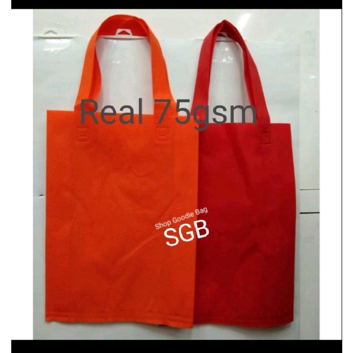 

ZV33 isi 12pcs Tas Spunbond Handle uk 25x35 / Goodie Bag / Tas Kain Polos 41