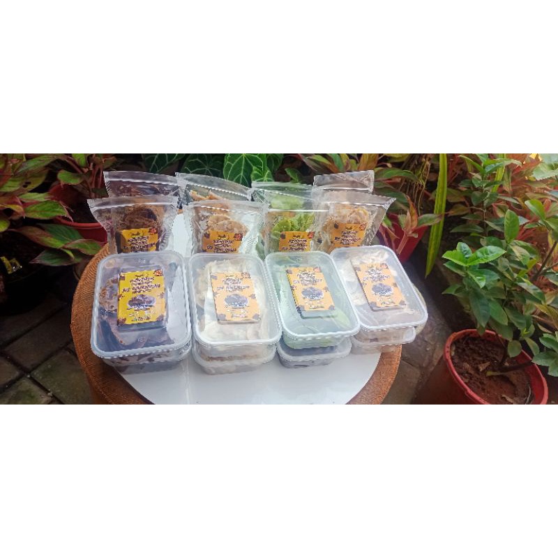 

Keripik Pisang Si Nyonya