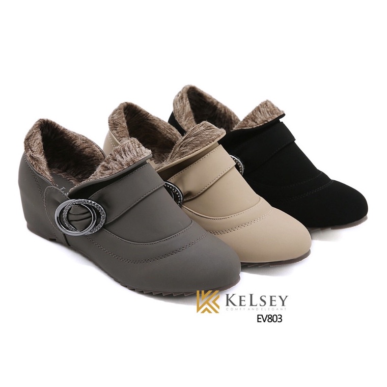TERBARU. Kelsey Sepatu Boots Wanita EV803 Bahan Kulit Buludru Import Hak 5cm