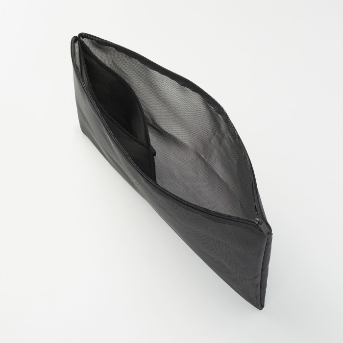 

Muji - Nylon Mesh Case With Poe Tempat Sil